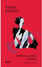 Kobieta osobna i miasto 