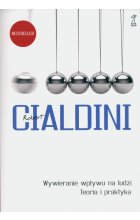 Wywieranie wpływu na ludzi.