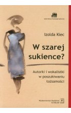 W szarej sukience